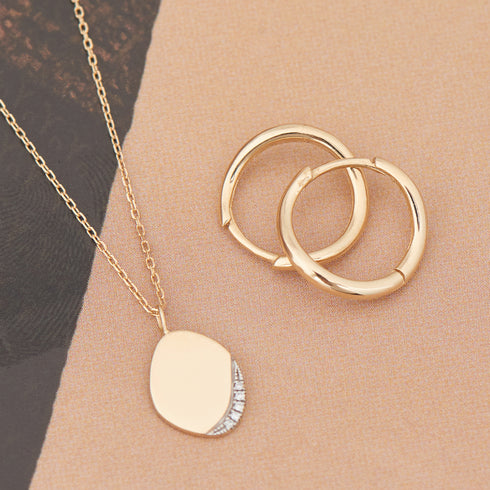 14kt Gold Huggie Hoop Earrings